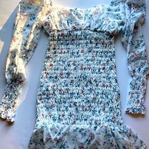 Goodnight Macaroon ‘Antonia’ printed mini dress